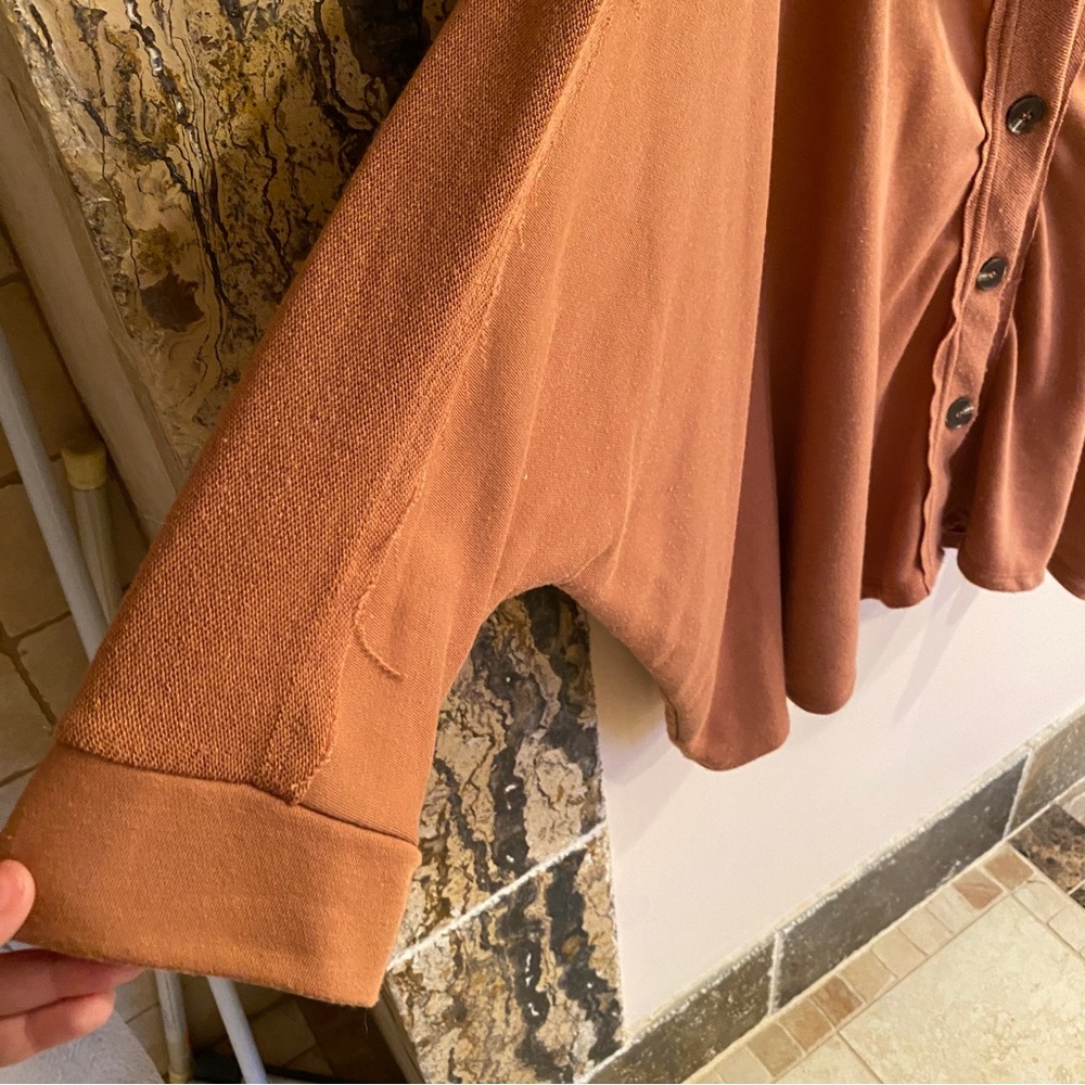 Heyson Button Up - Picture 5 of 6
